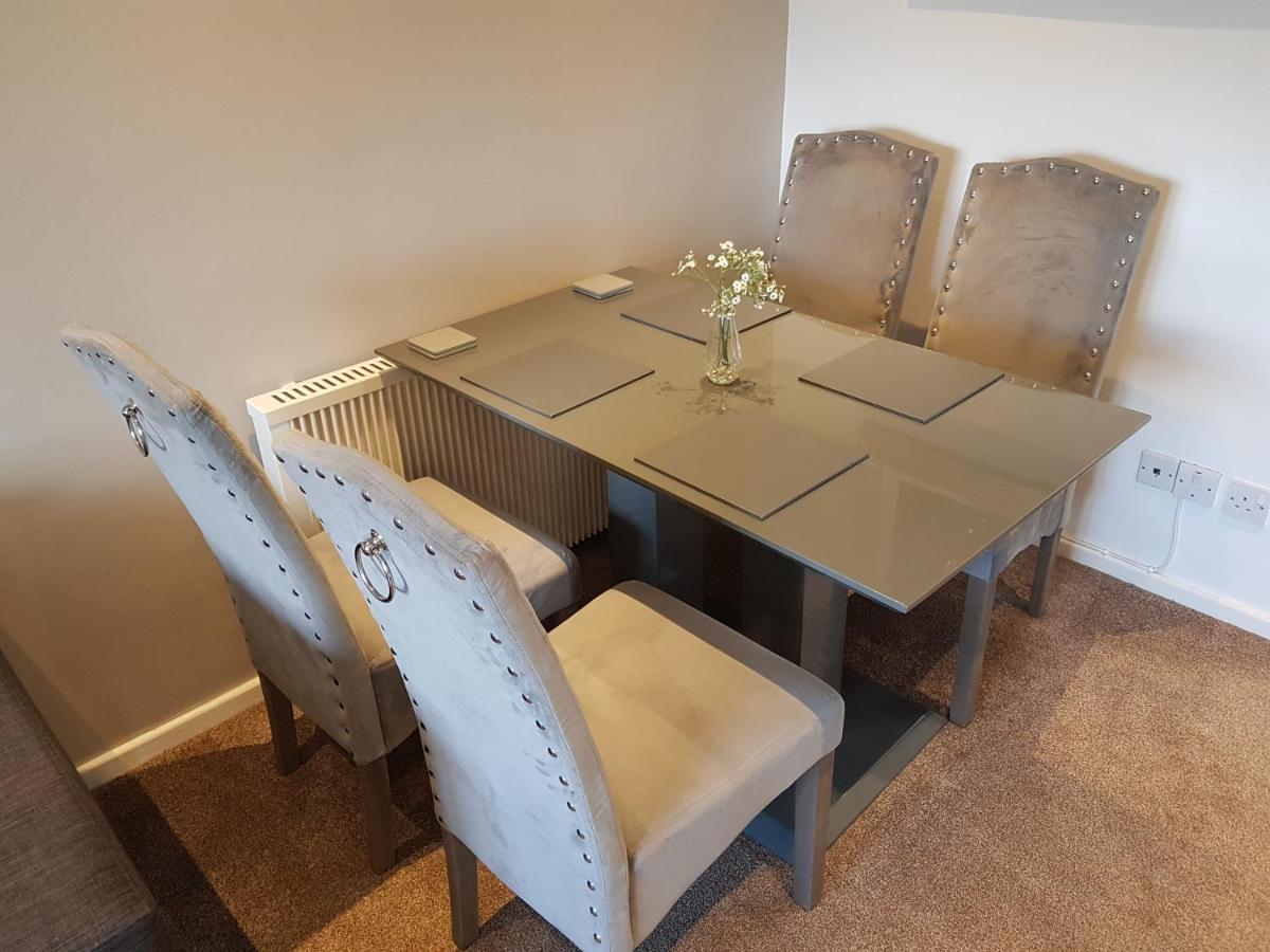 Bowness On Windermere, Lovely Apartment For 4 With Parking Экстерьер фото