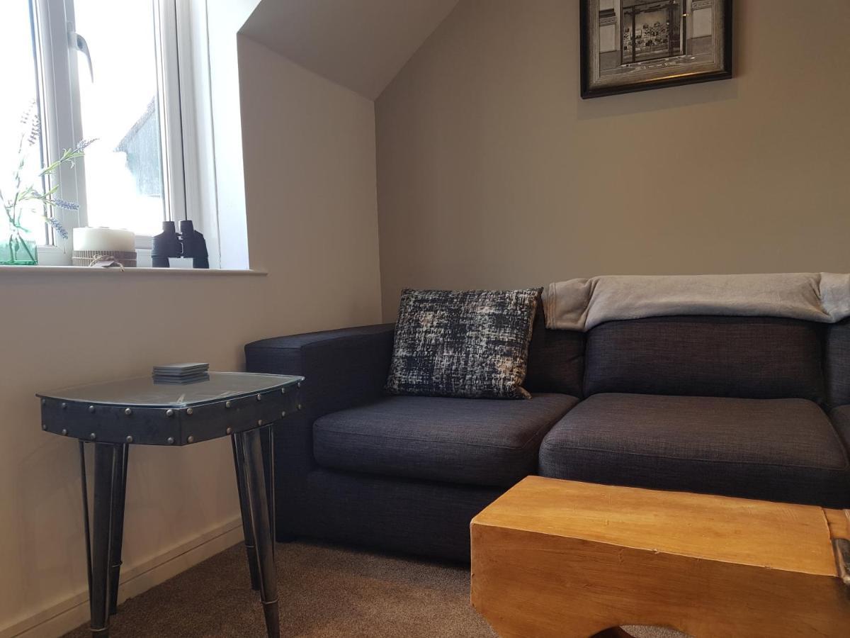 Bowness On Windermere, Lovely Apartment For 4 With Parking Экстерьер фото