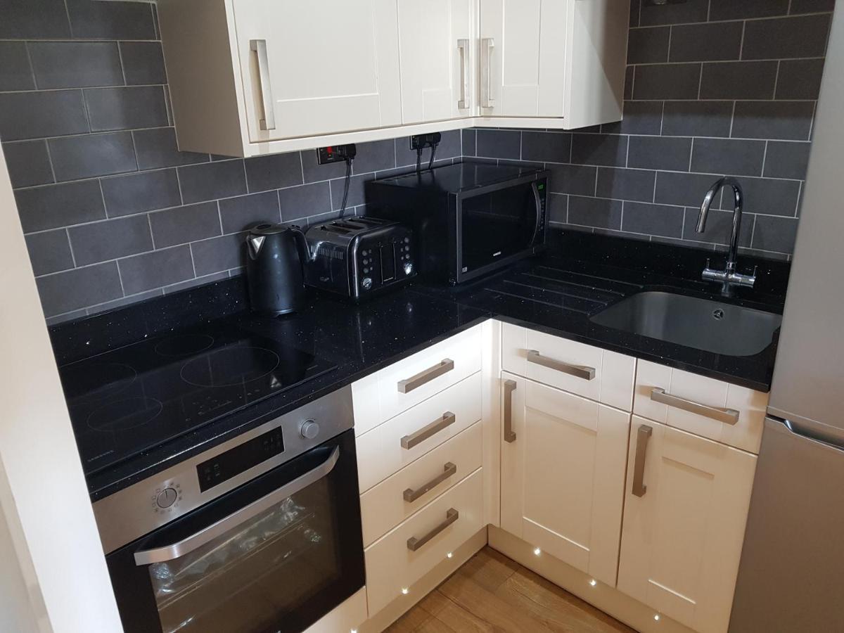 Bowness On Windermere, Lovely Apartment For 4 With Parking Экстерьер фото