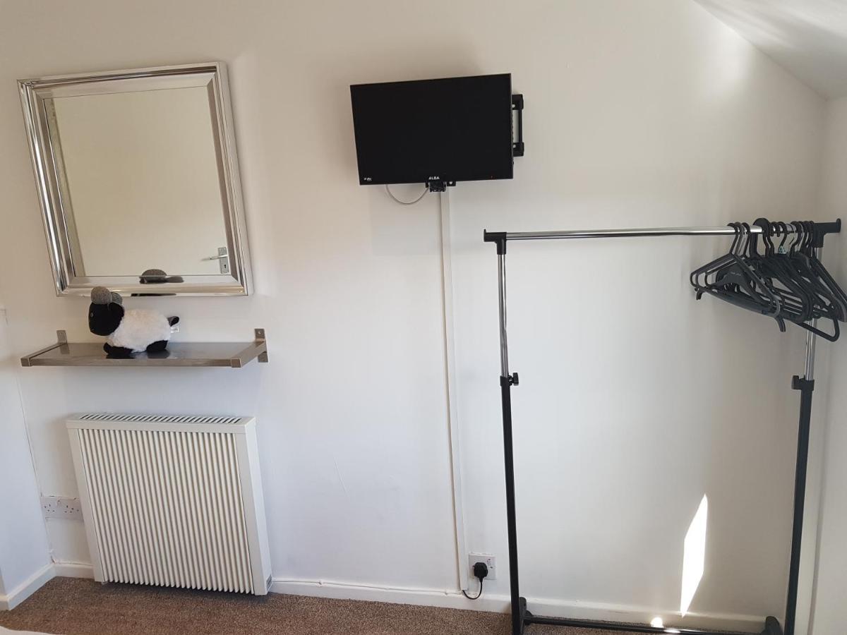 Bowness On Windermere, Lovely Apartment For 4 With Parking Экстерьер фото